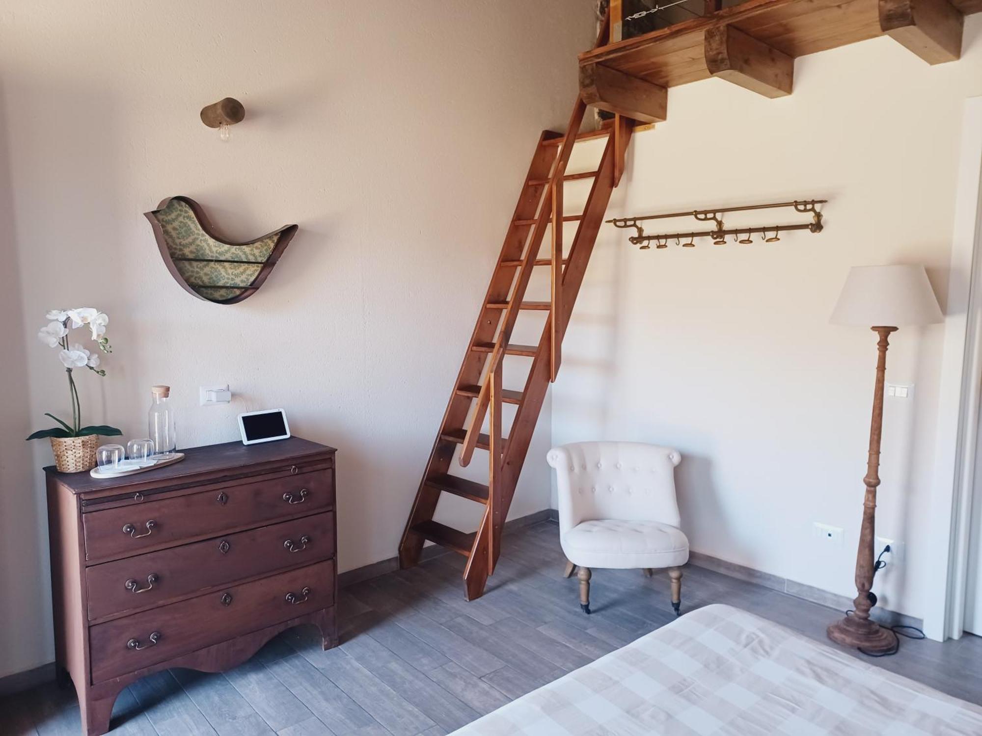 Country-Chic B&B "Il Pozzo E La Macina" Bardi Extérieur photo